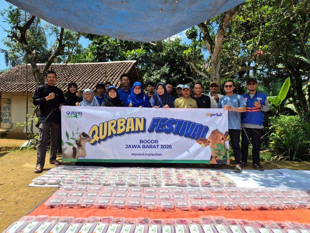 Tangis Warga Pelosok Bogor Pecah Saat Daging Qurban Akhirnya Tiba  - Cover Image